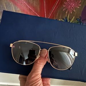 Kendall + Kylie aviator sunglasses. Gold/rose gold. One size.